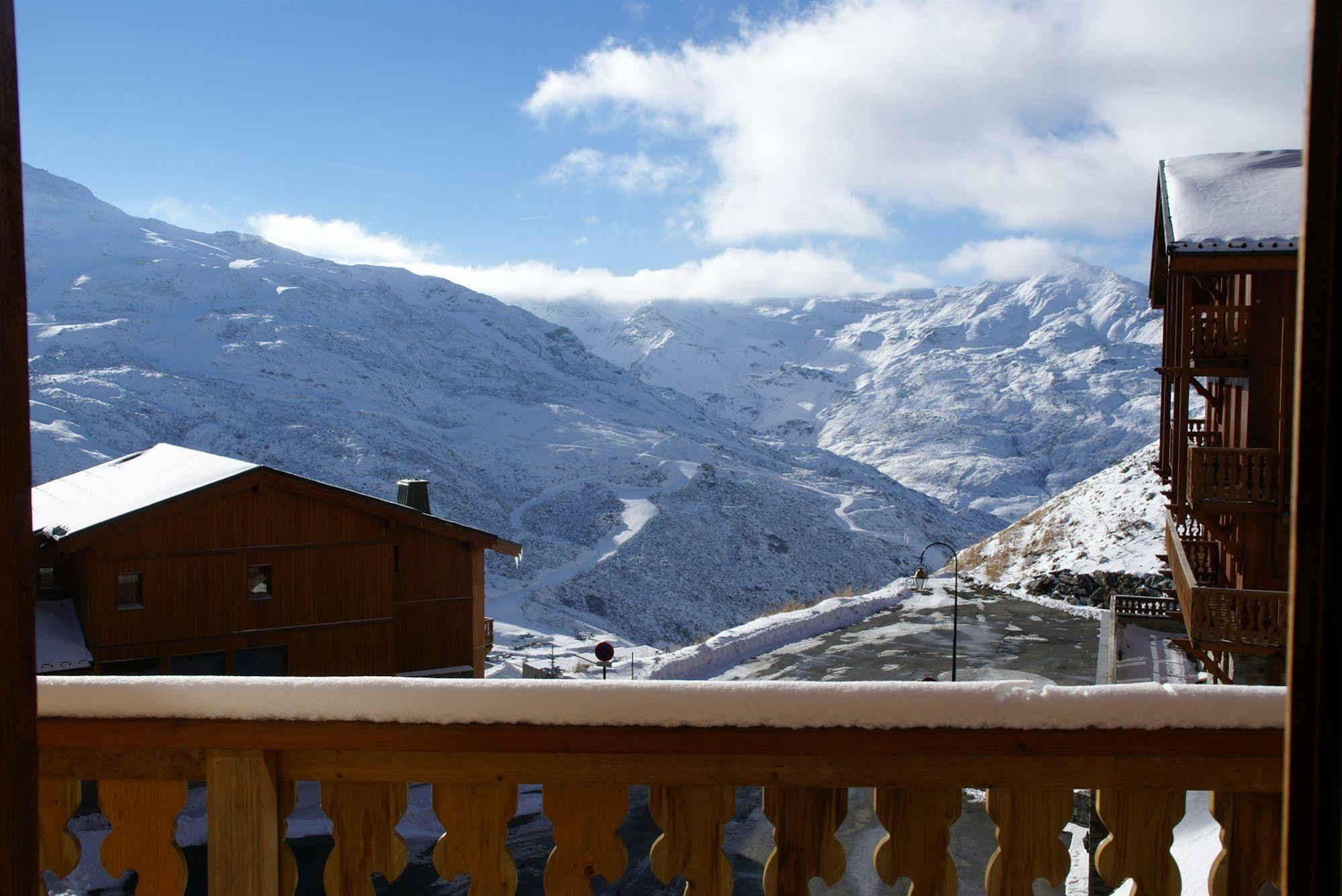 الشقق الفندقية Chalet Altitude فال تورُن المظهر الخارجي الصورة